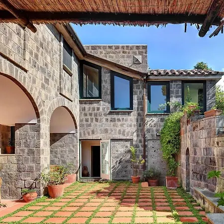 Villa Fondo Turiello *