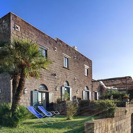 Fondo Turiello Villa *